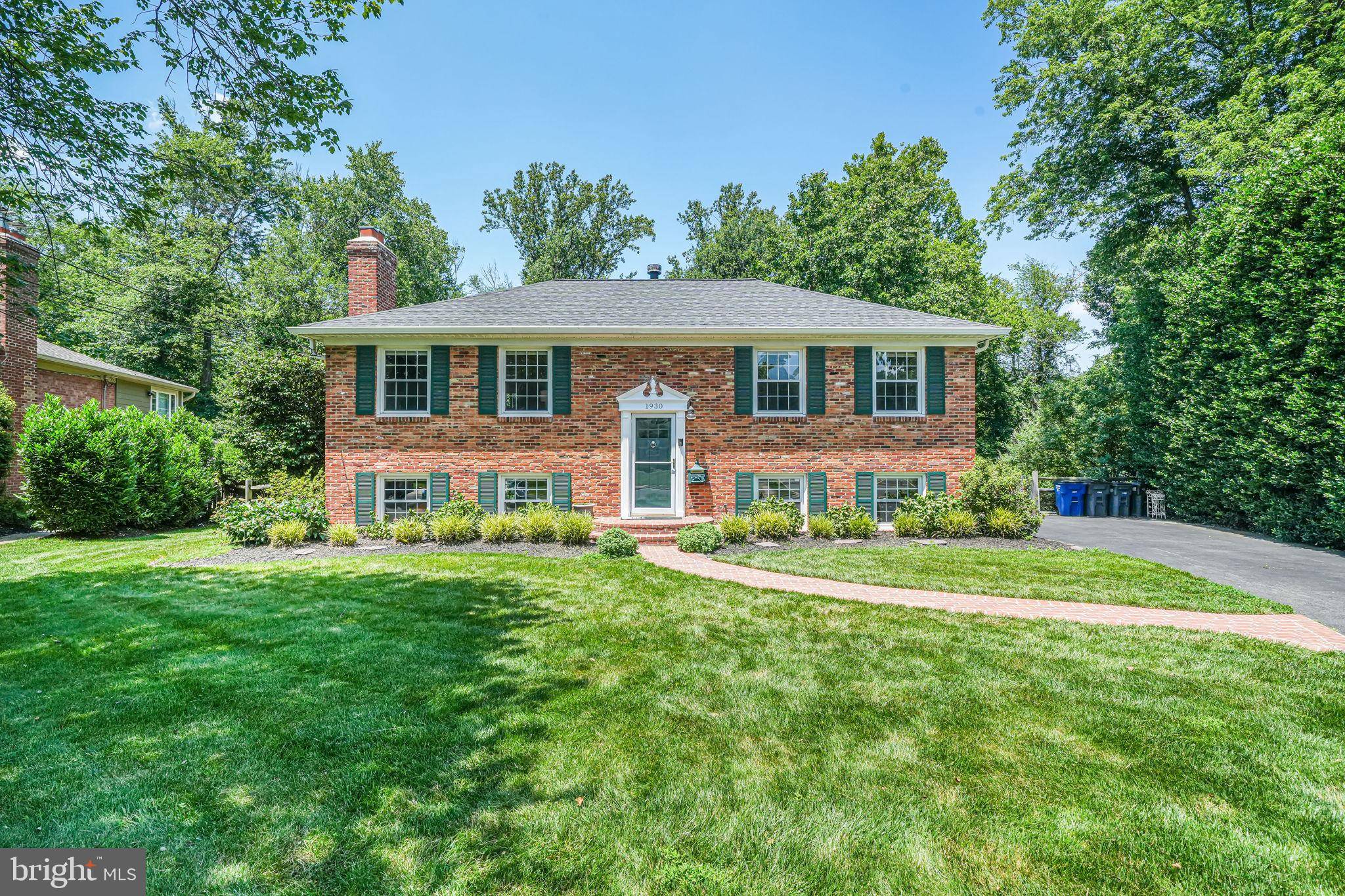1930 FOXHALL RD, Mclean, VA 22101