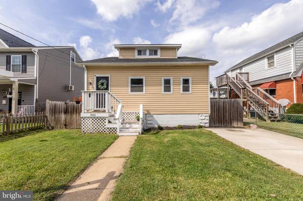 Dundalk, MD 21222,7226 HOLABIRD AVENUE