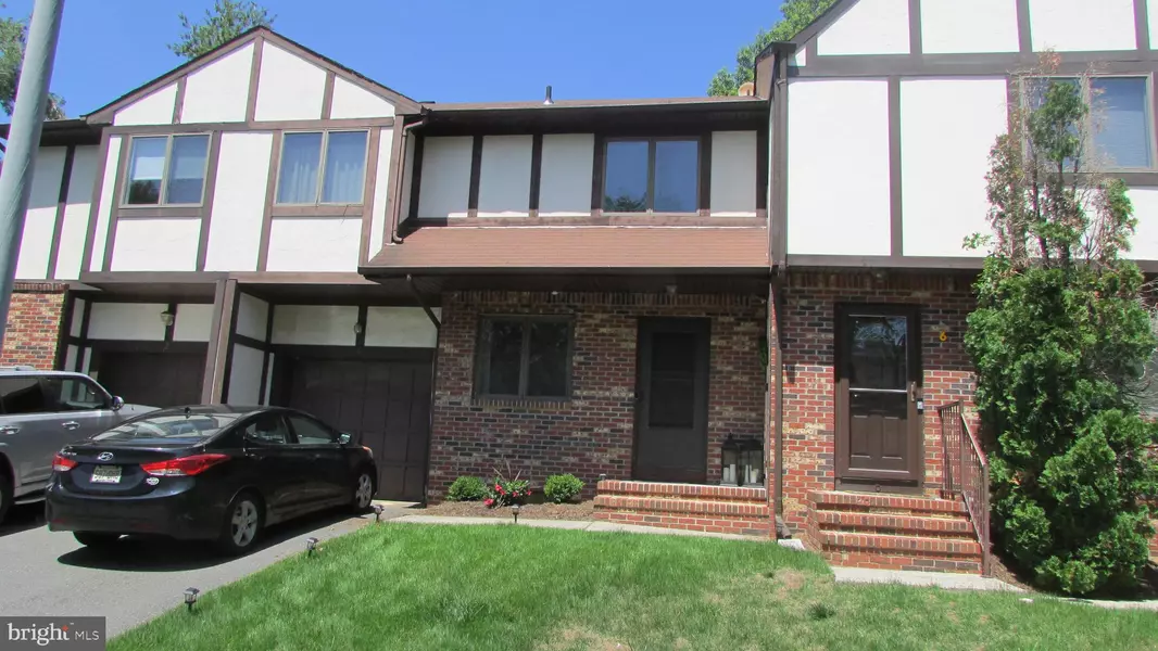 4 LEICESTER, Ewing, NJ 08628