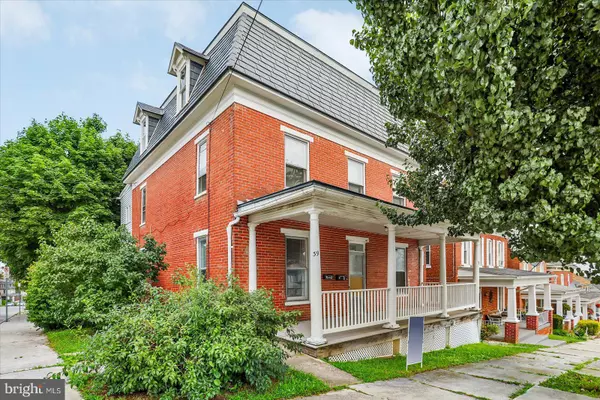 39 HENRIETTA ST, Red Lion, PA 17356