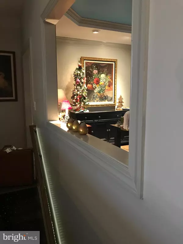 Harrisburg, PA 17110,1817 DOGWOOD RD