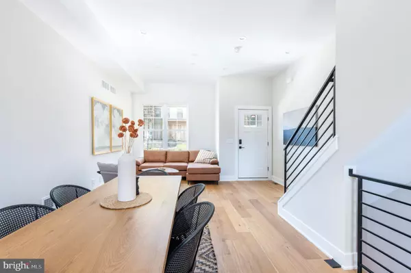 Philadelphia, PA 19132,3843 RIDGE AVE