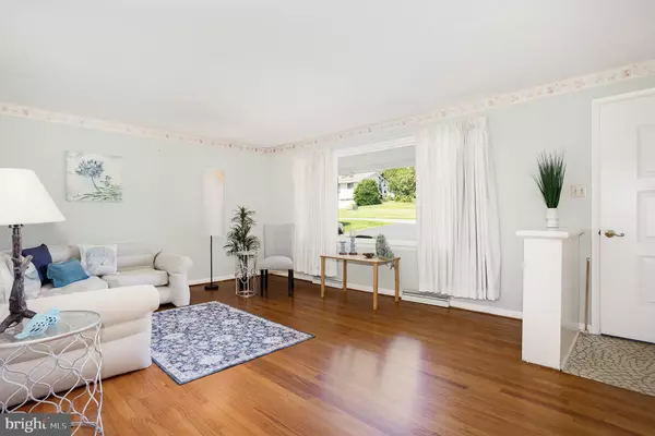 York, PA 17408,215 MARGATE RD