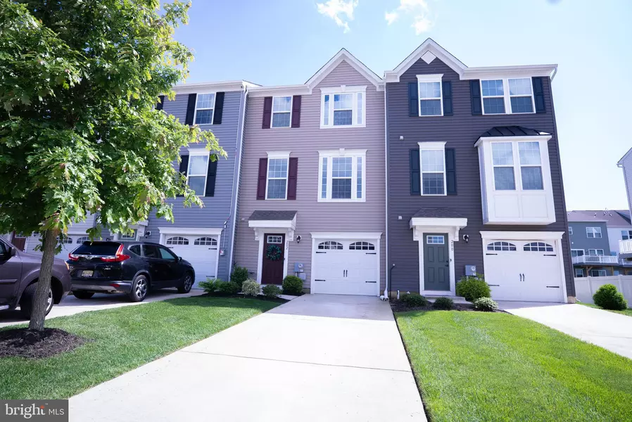 202 DALTON DR, Woolwich Twp, NJ 08085