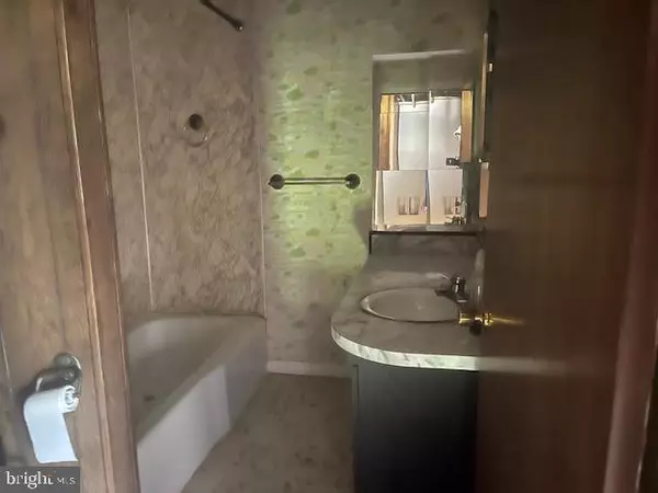 Joppa, MD 21085,1008 JOPPA RD