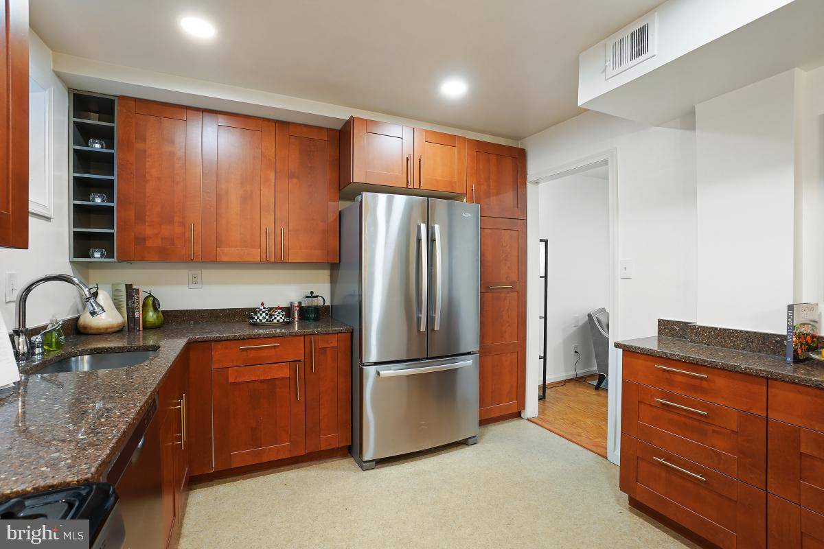 Silver Spring, MD 20910,1935 LYTTONSVILLE RD #1935