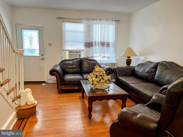 5905 N 3RD ST, Philadelphia, PA 19120