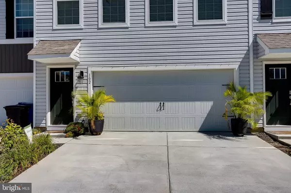 Mount Holly, NJ 08060,102 LEVIS DR