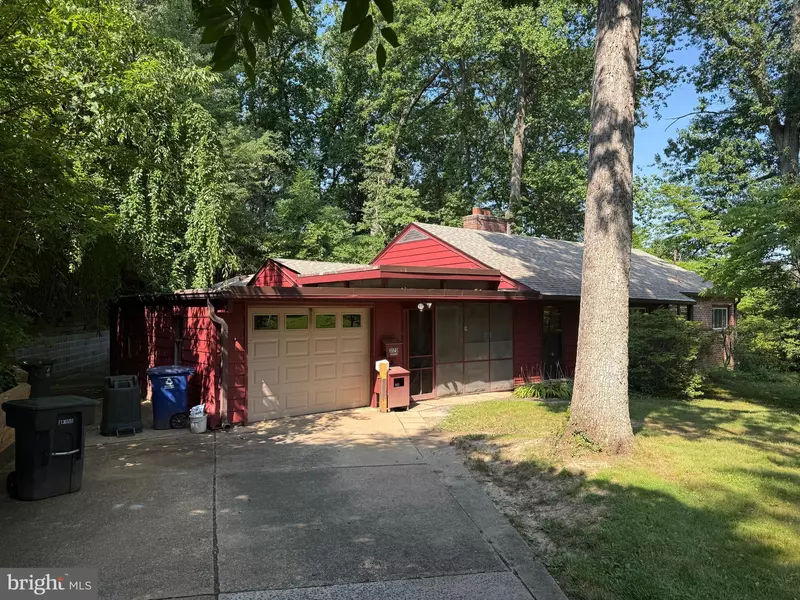 3170 N POLLARD ST, Arlington, VA 22207