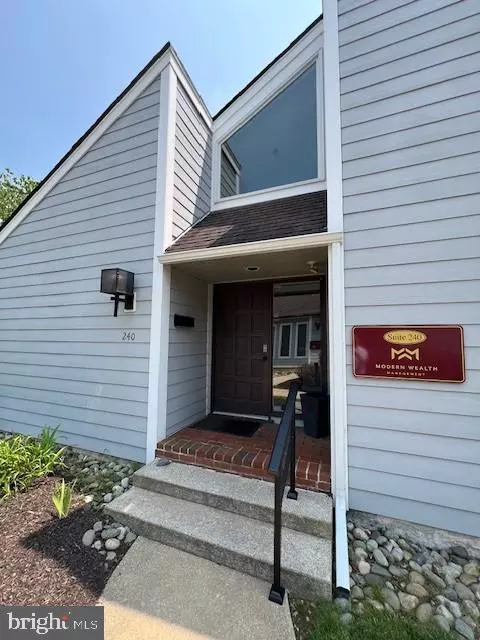 Exton, PA 19341,300 N POTTSTOWN PIKE #240