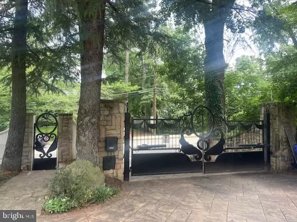 Bethesda, MD 20817,5301 GOLDSBORO RD