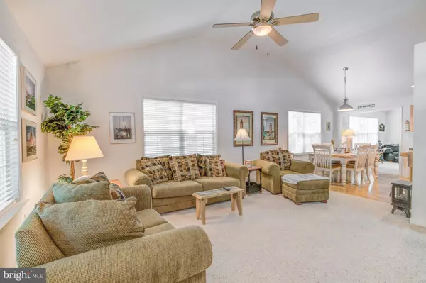 Ocean Pines, MD 21811,20 CAMELOT CIR