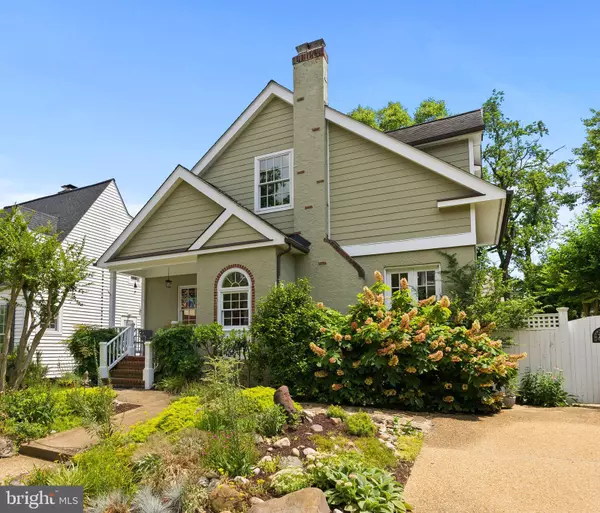 304 SUMMERS DR, Alexandria, VA 22301