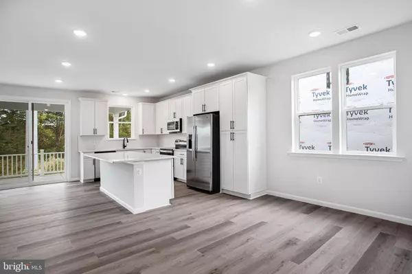 Bealeton, VA 22712,1084 WINTER PL