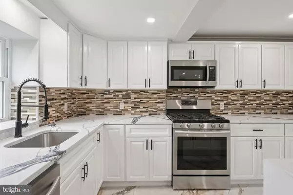 Hamilton, NJ 08619,126 COONEY AVE
