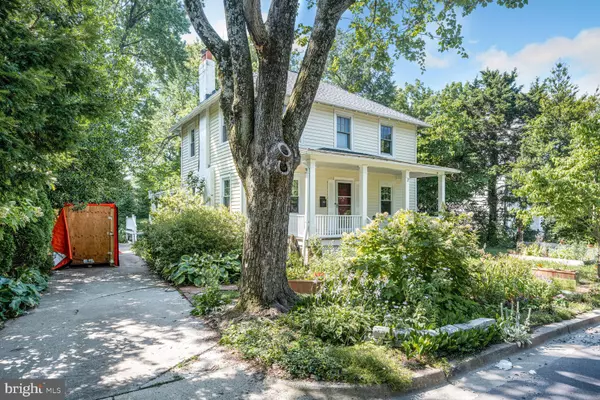 Gaithersburg, MD 20877,7 MONTGOMERY AVE