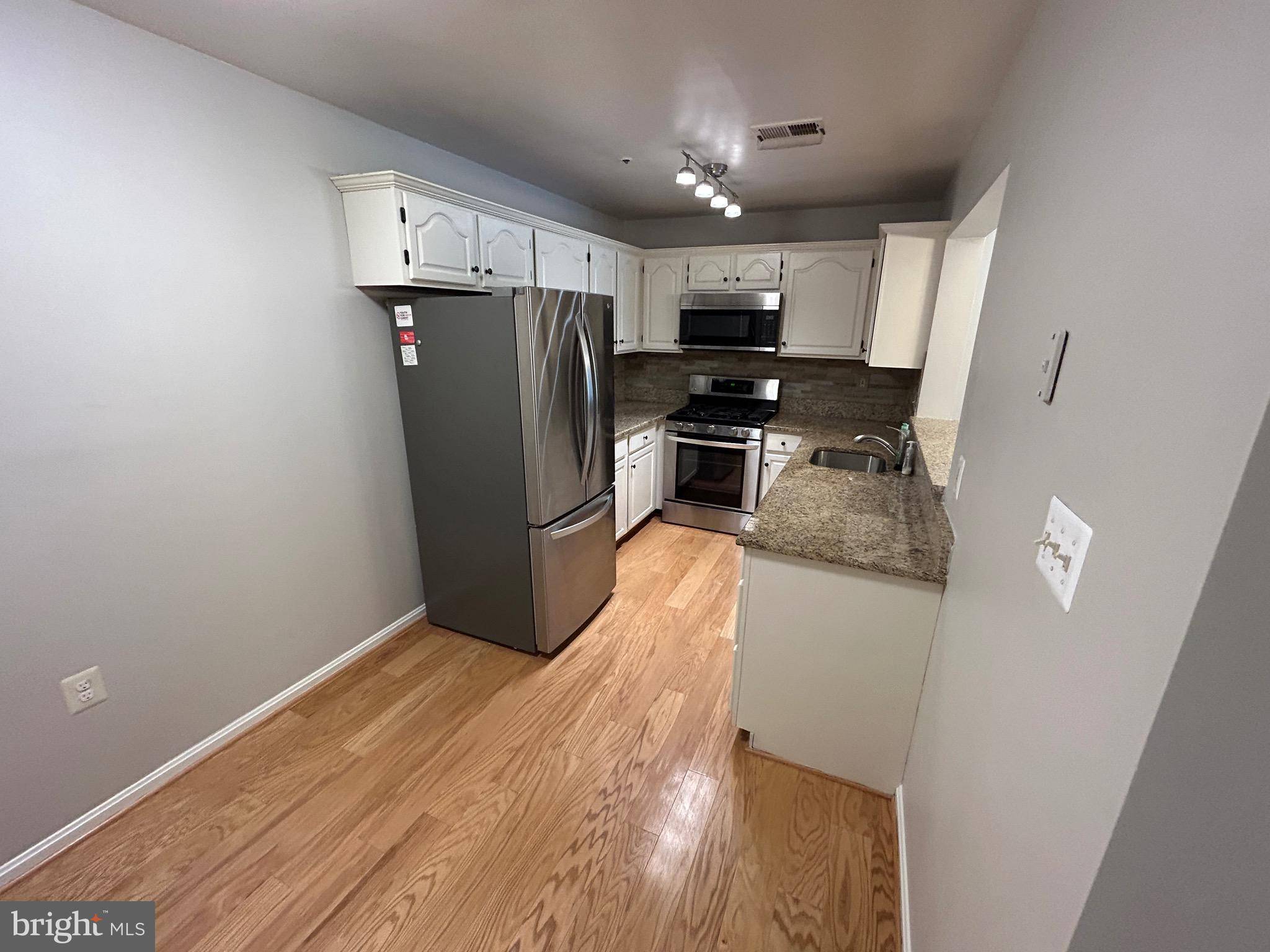 Fairfax, VA 22030,11704 SCOOTER LN