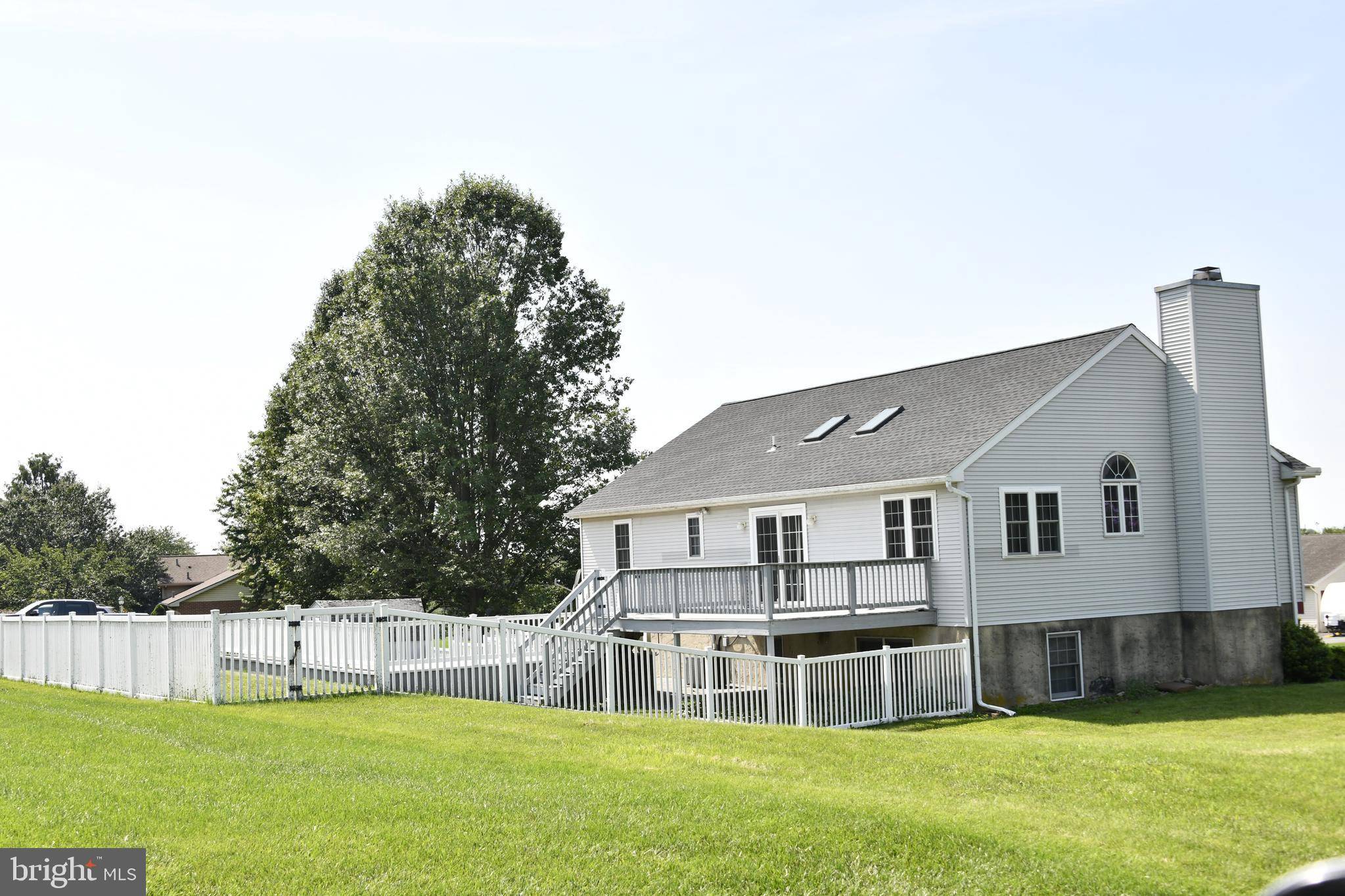 Gordonville, PA 17529,3740 COUNTRY LN