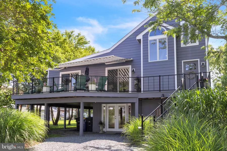 8 MILTON AVE, Lewes, DE 19958