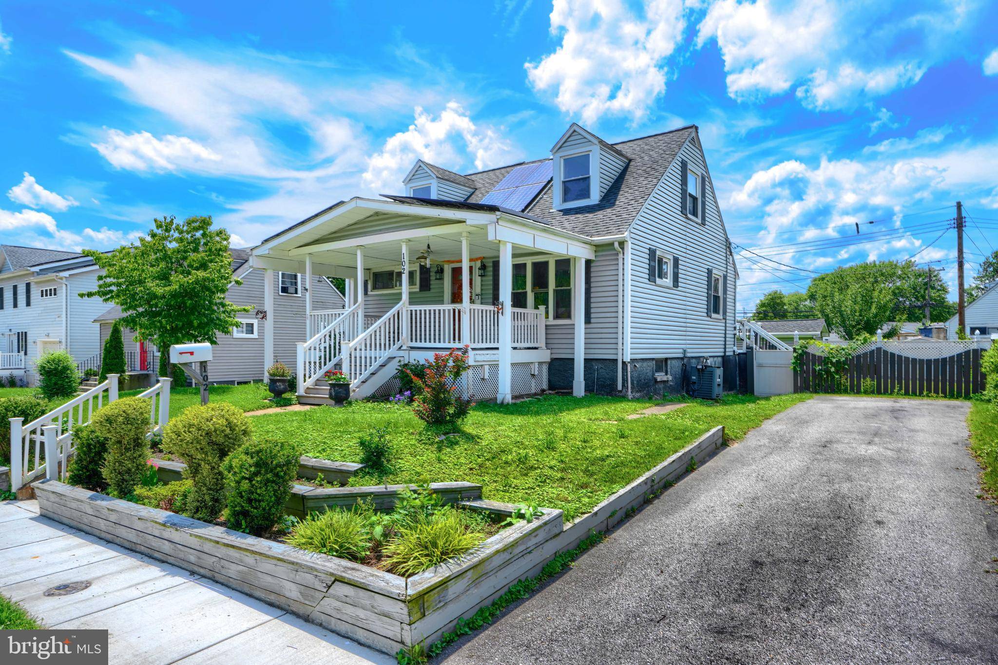 Glen Burnie, MD 21060,102 LOUISE TER