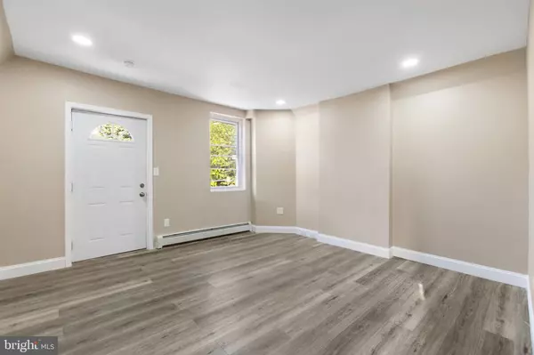 Norristown, PA 19401,639 E AIRY ST