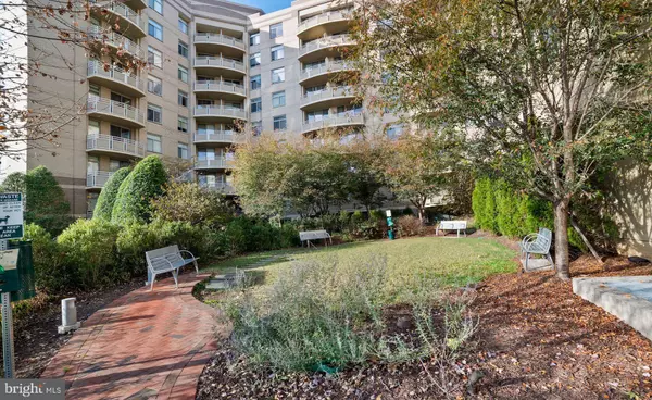 Chevy Chase, MD 20815,7111 WOODMONT AVE #514