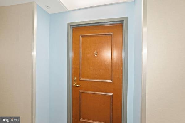 Chevy Chase, MD 20815,7111 WOODMONT AVE #514