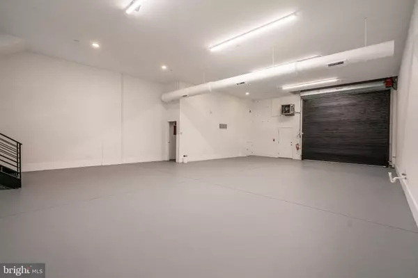 Philadelphia, PA 19146,2609 FEDERAL ST #COMMERCIAL