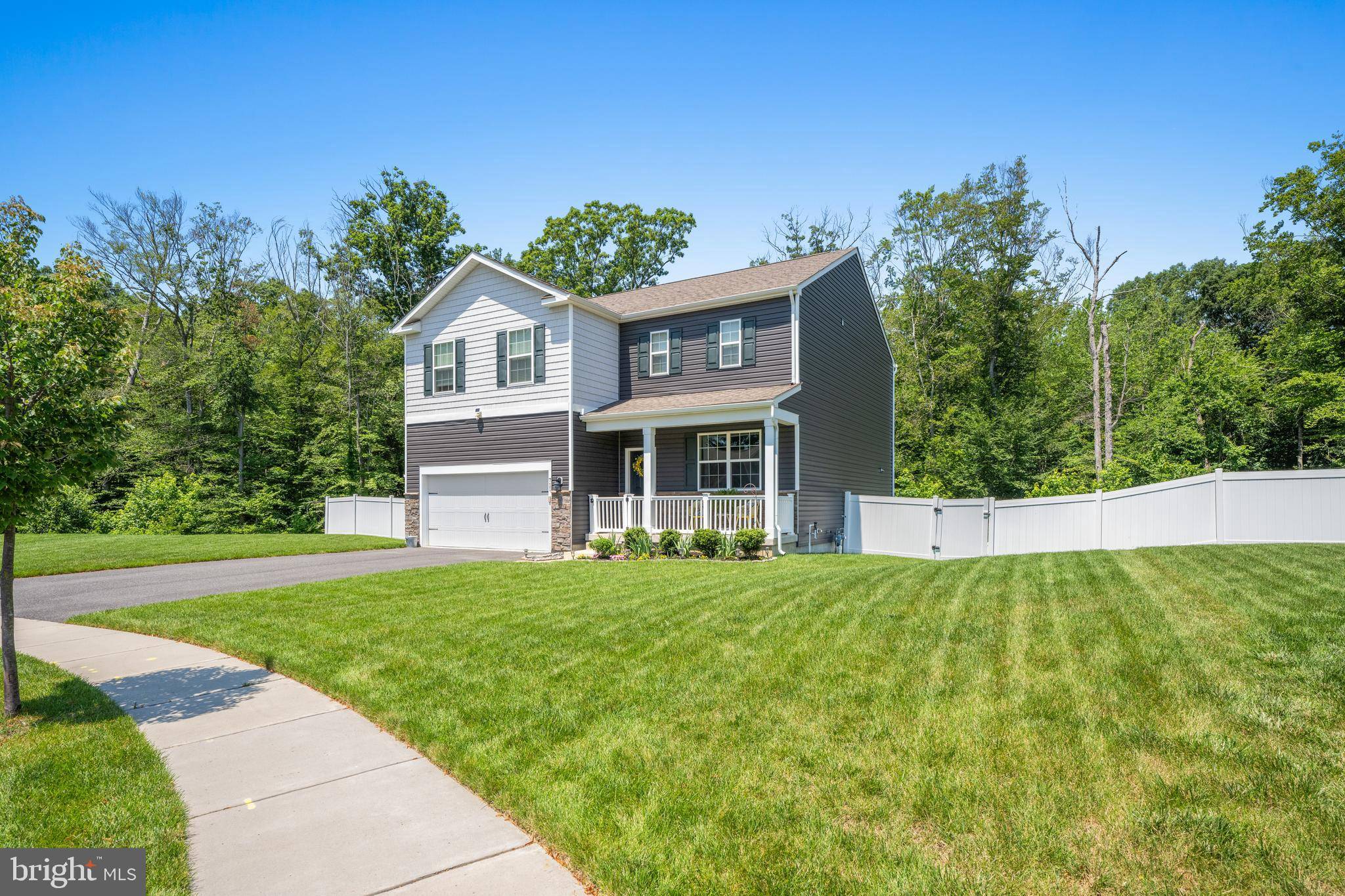 Deptford, NJ 08096,711 BEECHWOOD DR