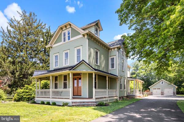 886 MIRROR LAKE RD, Yardley, PA 19067