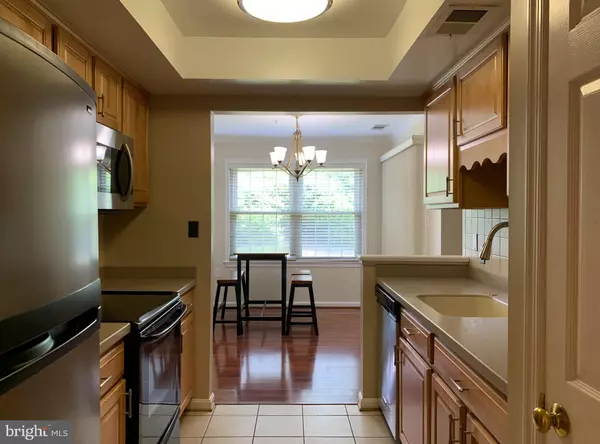 Gaithersburg, MD 20878,800 AMBER TREE CT #103