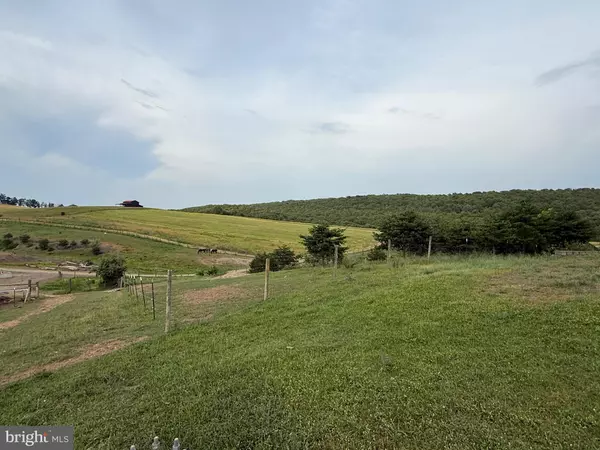 New Creek, WV 26743,37 LA BAER LN