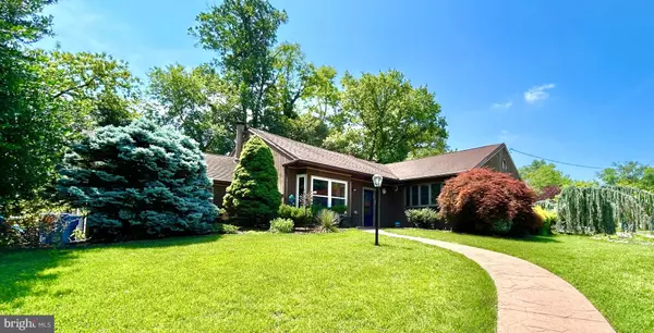 Cherry Hill, NJ 08002,410 NARRAGANSETT DR