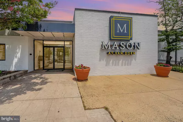 Alexandria, VA 22304,75 S REYNOLDS ST #411