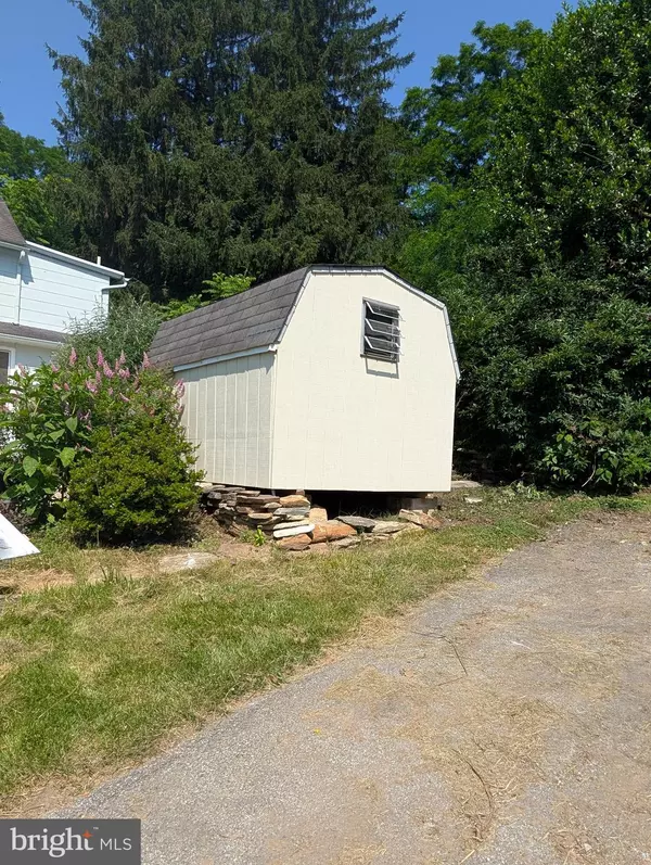 Parkesburg, PA 19365,765 MAIN ST