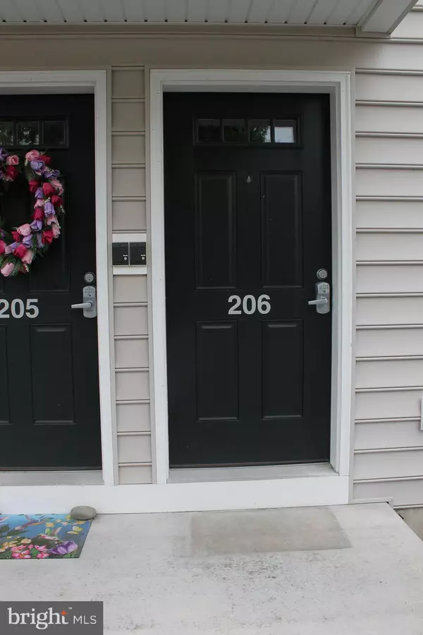 Quakertown, PA 18951,114 FRONT ST #206