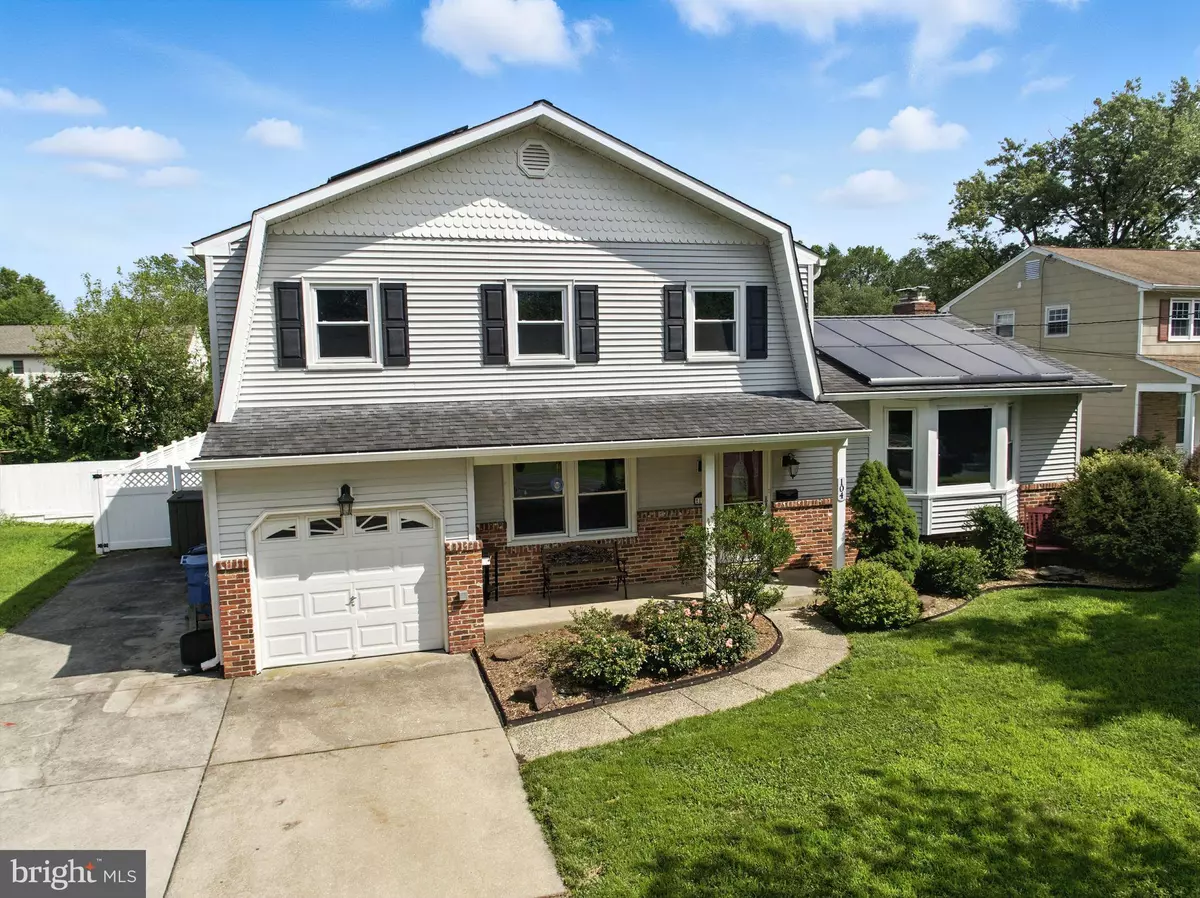 Mount Laurel, NJ 08054,104 HOOTON RD