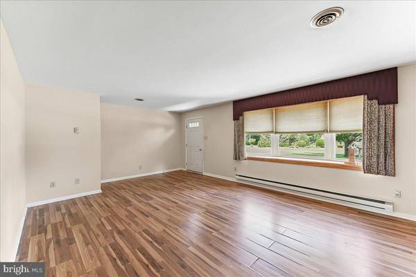 Oxford, PA 19363,278 WATERWAY RD