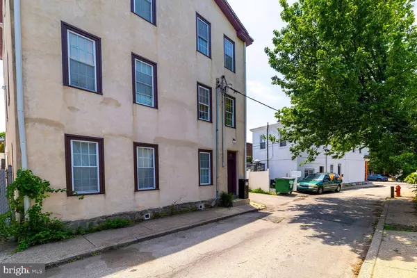 Philadelphia, PA 19119,16 E SPRINGER ST