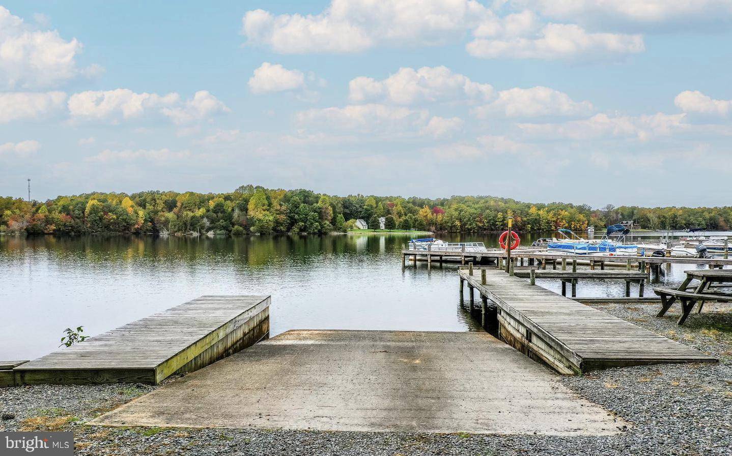 Bumpass, VA 23024,444 POINT DR