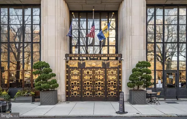 210 W WASHINGTON SQ #12NW, Philadelphia, PA 19106
