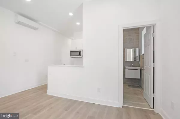 Philadelphia, PA 19125,2046 E HUNTINGDON ST #1F