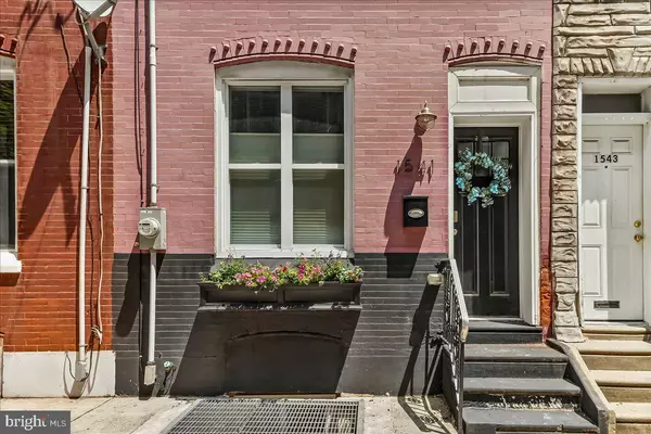 1541 S CHADWICK ST, Philadelphia, PA 19146