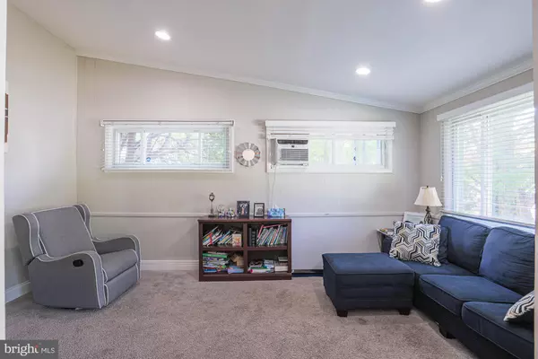 Baltimore, MD 21209,2906 OAKTON CT