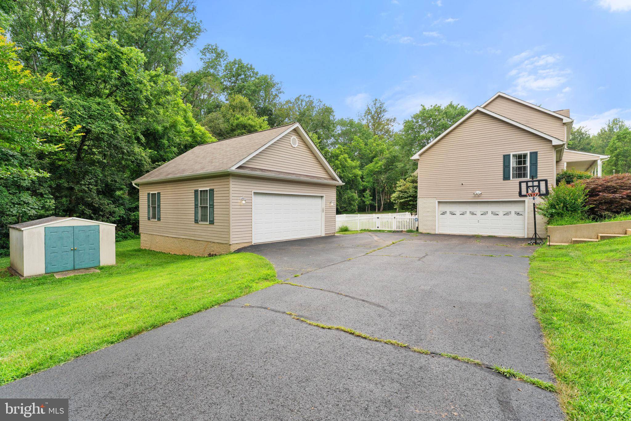 Culpeper, VA 22701,13442 MONTAVISTA LN