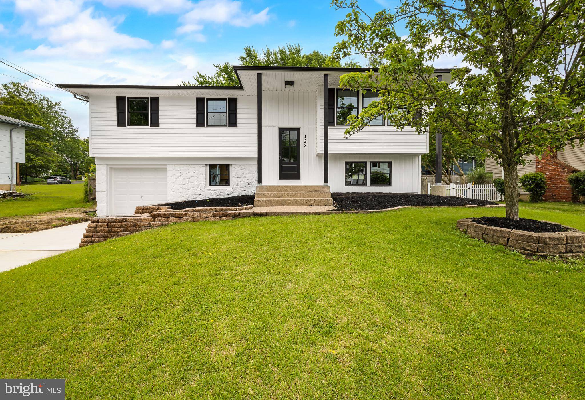 128 CENTRAL AVE,  Woodbury Heights,  NJ 08097