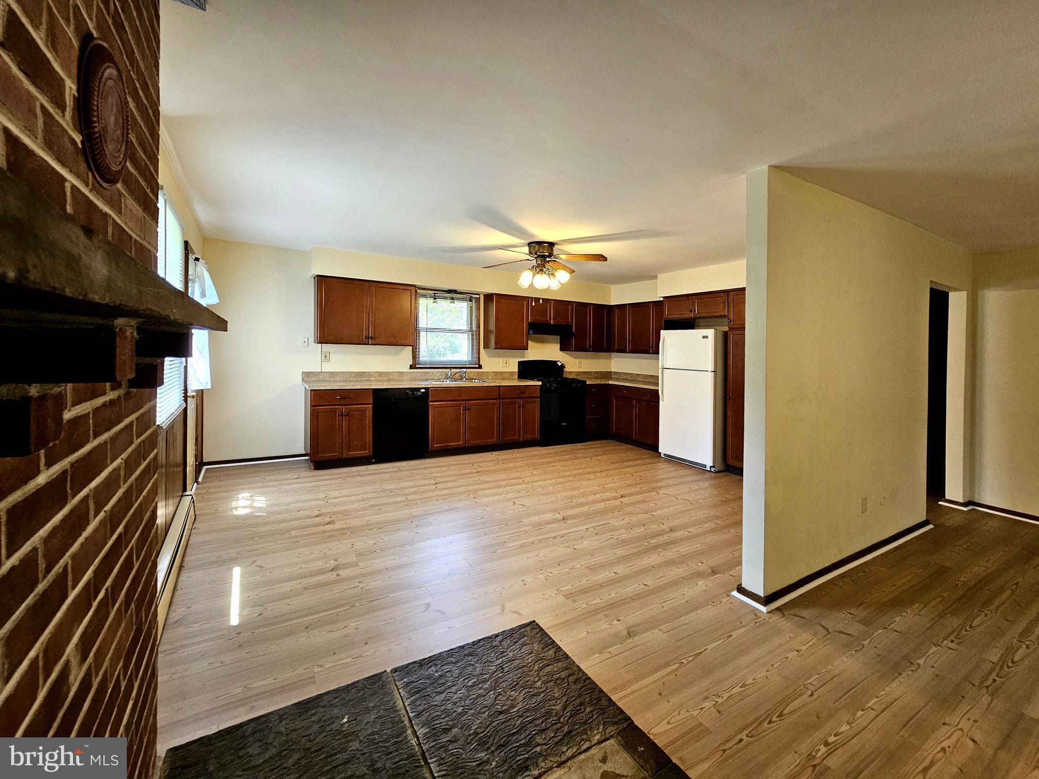 Downingtown, PA 19335,3400 HAZELWOOD AVE #1ST FL