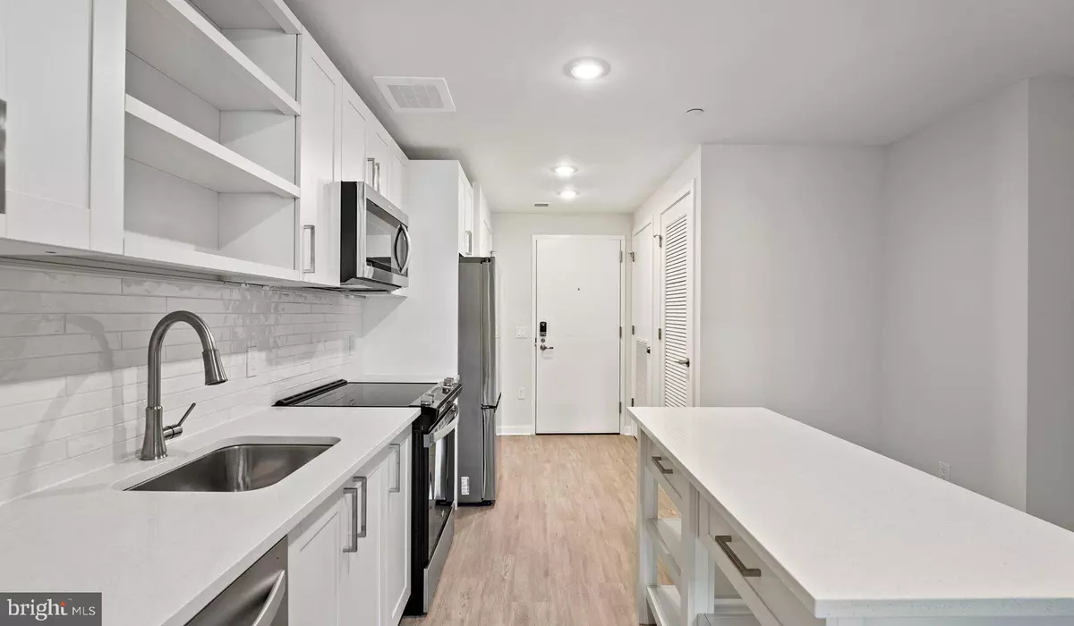 Washington, DC 20016,3990 UPTON ST NW #1B-PARC-T134