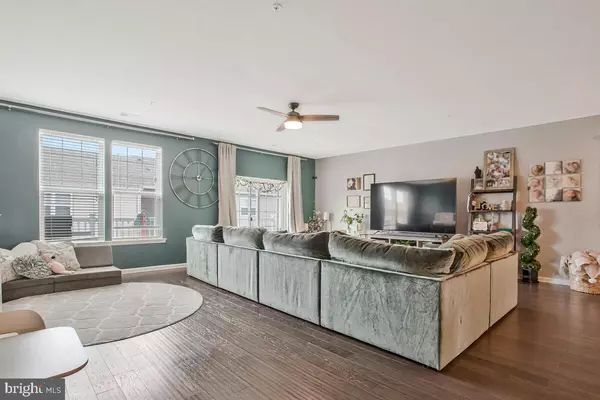 Upper Marlboro, MD 20772,9709 TEALBRIAR DR #266