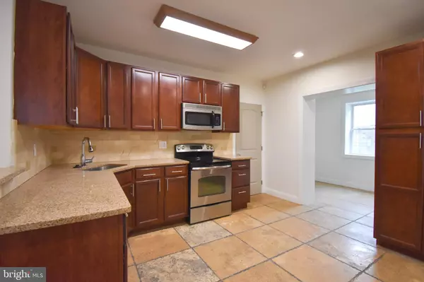 Philadelphia, PA 19143,6230 CARPENTER ST